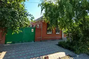 Уютный домик возле моря, Ейск