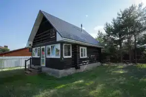 Уютный домик рядом с озером, Казарь