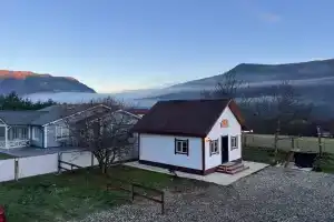 Дом с банным чаном и печью-лежанкой в горах