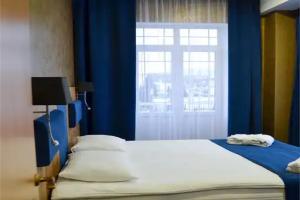 Четырёхместный номер Люкс с двумя балконами, Вольск