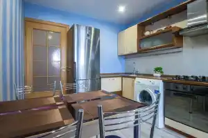 Просторная квартира для вашего отдыха рядом с ЦПКиО