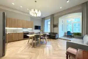 Ryss' 2BR Apt near Tavricheckiy Garden 2, Санкт-Петербург