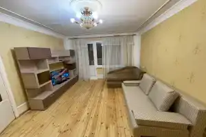 Уютная тихая квартира в центре города с видом на горы