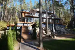 Panorama Lake House загородный коттедж с видом на суходольское озеро, Лосево