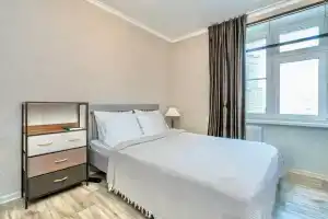 2-коматная квартира рядом с метро Молодежная, Москва