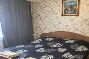 Трёшка на Новой, Городец