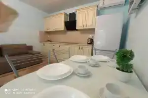 Квартира с кухней-студией на 4 человека, Адлер