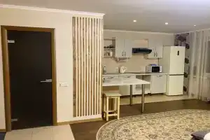 Уютная студия в лесу