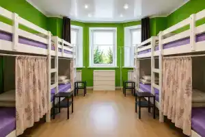 Многоместный мужской номер Green | Пятая категория | санузел общий, Хабаровск