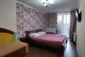 Квартира близко к морю, Новый Свет