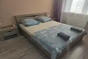 Уютная квартира на Крылова, Сургут