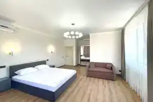 Трёхместный номер стандарт, Адлер