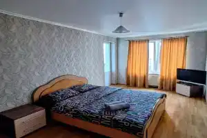 Квартира у ТЦ Академический, Екатеринбург