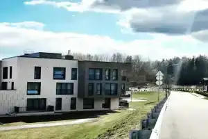 Cozy apartments in ohta park, Мистолово