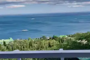 Солнце и Море, Алушта