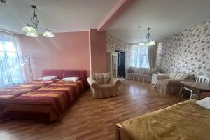 Трёхместный номер стандартный, Листвянка