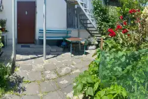 Уютная Квартира под ключ, с местом для отдыха во дворе, Евпатория