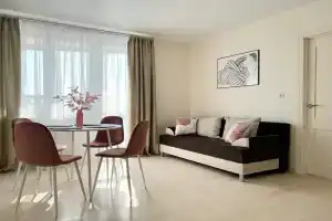 Квартира возле ТЦ Премьер