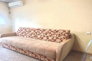 Уютная однокомнатная квартира, Находится на 8 -м этаже., Хабаровск