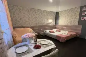 Квартира -студия с частной парковкой, Смоленск