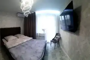 Стильная небольшая квартира с раздельными спальными местами, Саратов