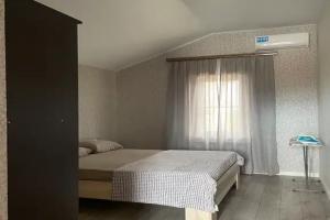 Уютный домик у моря, вдали от городской суеты