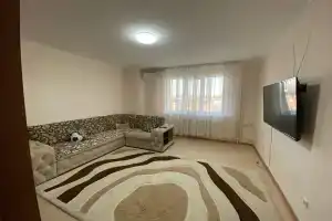 Уютная и большая трёхкомнатная квартира, Элиста