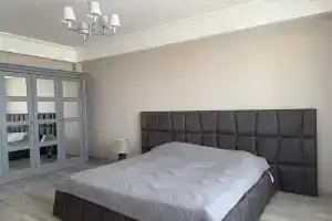 Уютная квартира в центре города, с изумительным видом на море