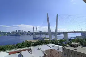 Уютнная квартира с шикарным видом на Золотой мост в центре