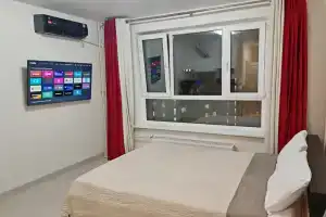Студия, Железнодорожный