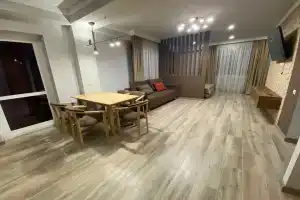 Апартаменты в центре Домбая в новостройке, 150 метров от канатной дороги