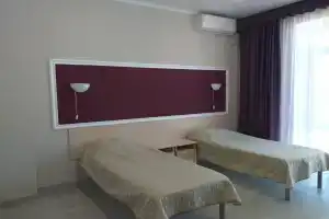 Комната с видом на море, Кучугуры