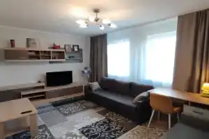 Квартиры посуточно на Юношеской 8А, Калининград