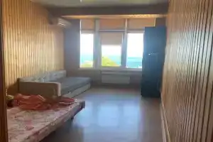 Семейный номер двухкомнатный, Кореиз