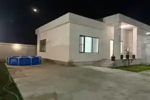 Дом на берегу моря