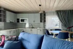 Дом рядом с озером, Петрозаводск