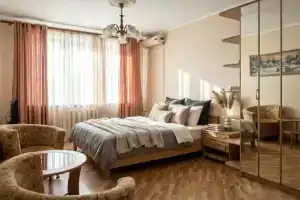 Просторный апартамент на Пражской, Москва