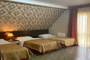 Трёхместный номер с балконом, Адлер