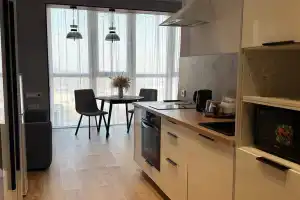 Стильная студия с панорамным видом на Русский мост, Владивосток