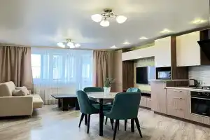 Стильная квартира бизнес-класса возле ТЦ Премьер