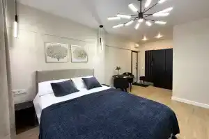 Новый дизайнерски апартамент, Москва