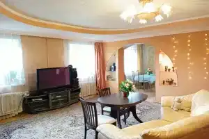 6-к коттедж на 15 гостей