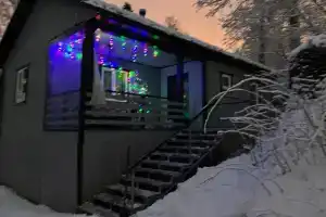 Уютный теплый дом в живописном месте