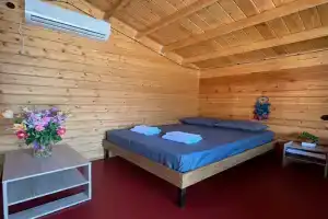 Дом коттедж четырёхместный, Цандрипш