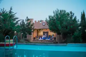 Рок-Арт-Отель «Отель Калифорния», Севастополь