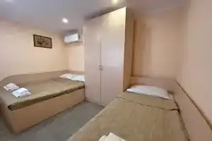 Небольшой дом с двумя изолированными спальнями, Геленджик