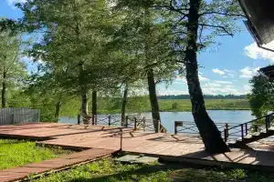 Дом у озера, Шебанцево