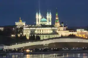 Исторический центр, вид на Кремль, начало ул. Баумана., Казань