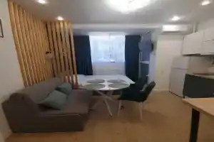 GreenHills Studio Небуг, Небуг
