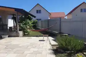 Дом у моря с видом на море